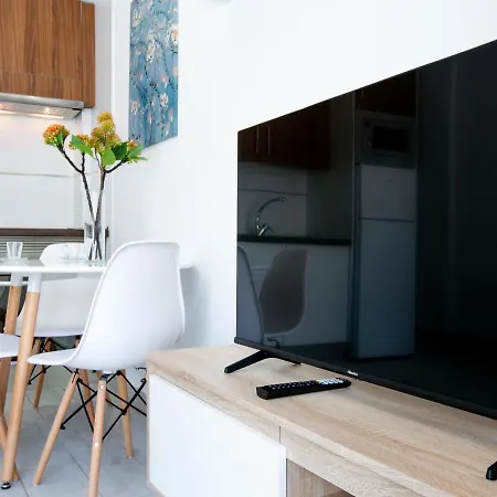 475 B Island Village Sea View Pool Terrace דירה אדחה