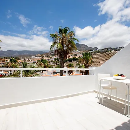 475 B Island Village Sea View Pool Terrace אדחה